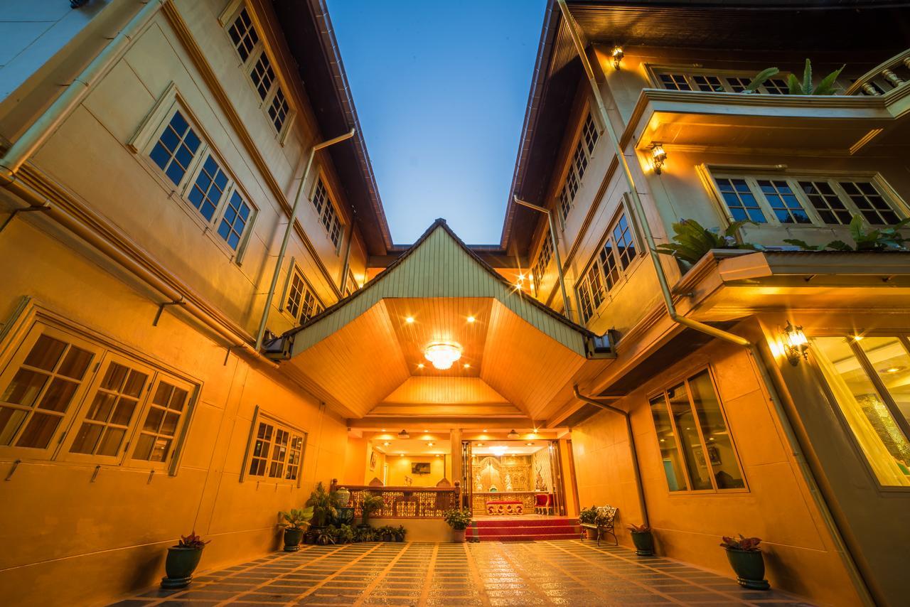 Nakaraj Princess Chiang Rai - Walking Street Экстерьер фото